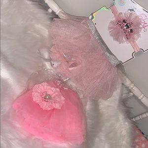 Baby Girl Pink TuTus 2 Headbands & Foot bows🎀